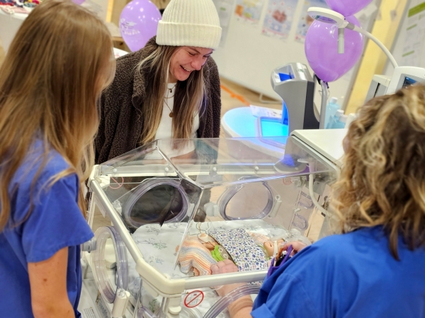 KlinikumMemmingen_Weltfrühgeborerentag_05.jpg