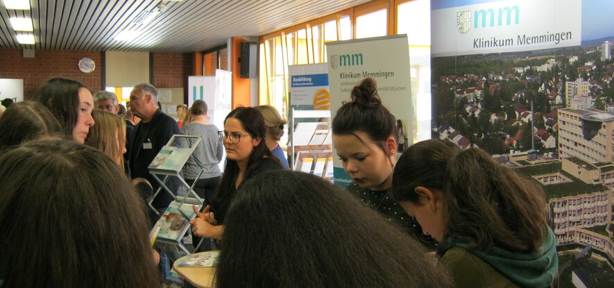 Informationsgespräche ...